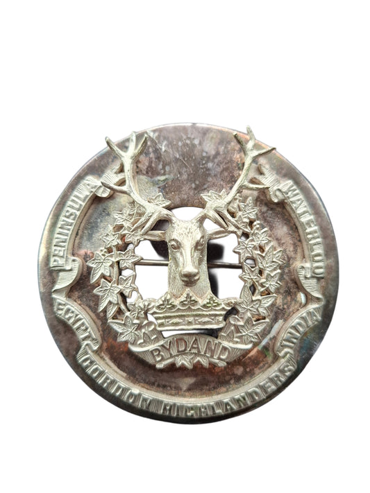 Scottish Gordon Highlanders Officers. Silver plated Brooch.