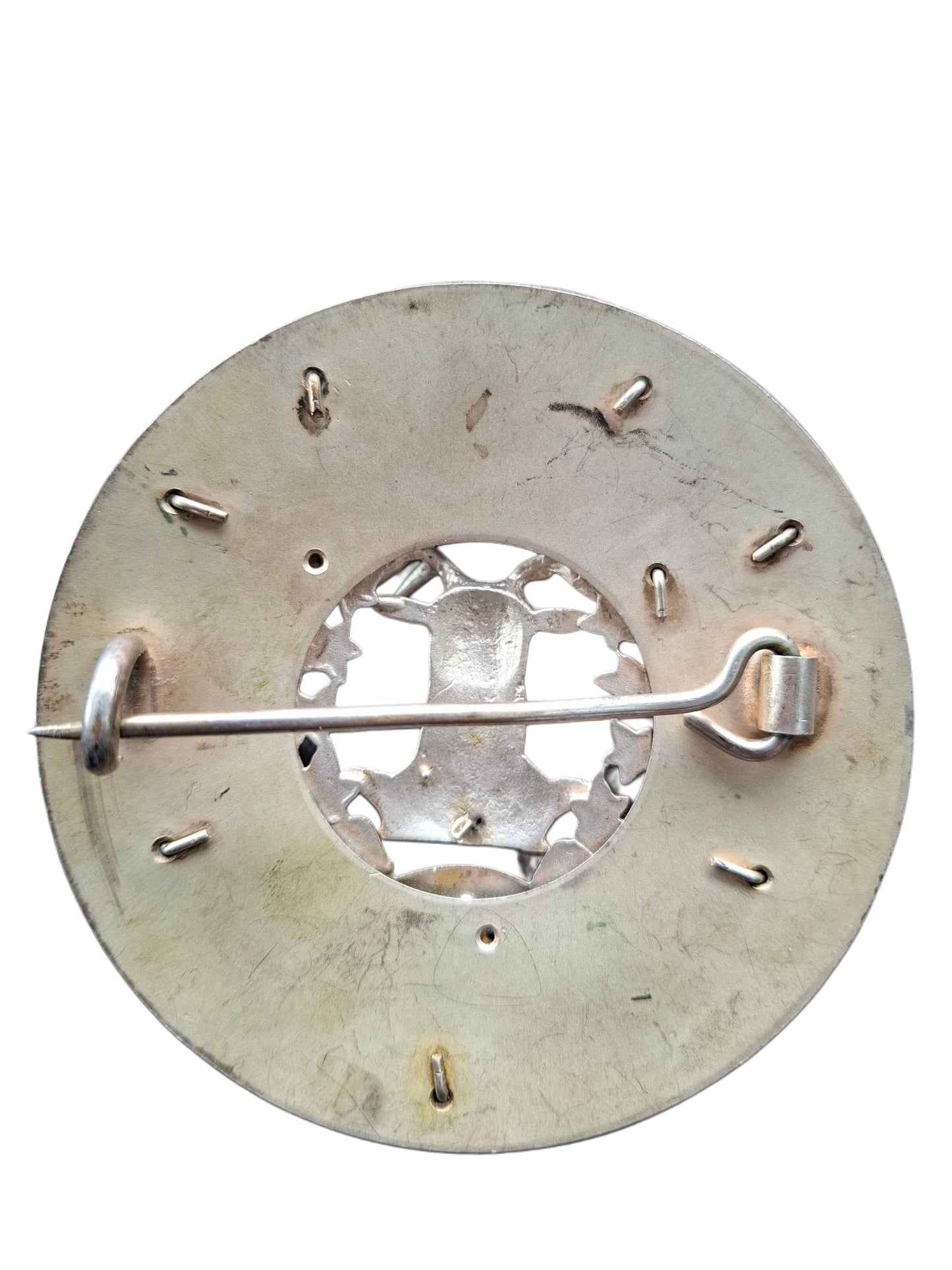 Scottish Gordon Highlanders Officers. Silver plated Brooch.